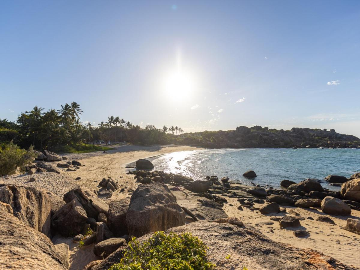 Nrma Bowen Beachfront Holiday Park Esterno foto