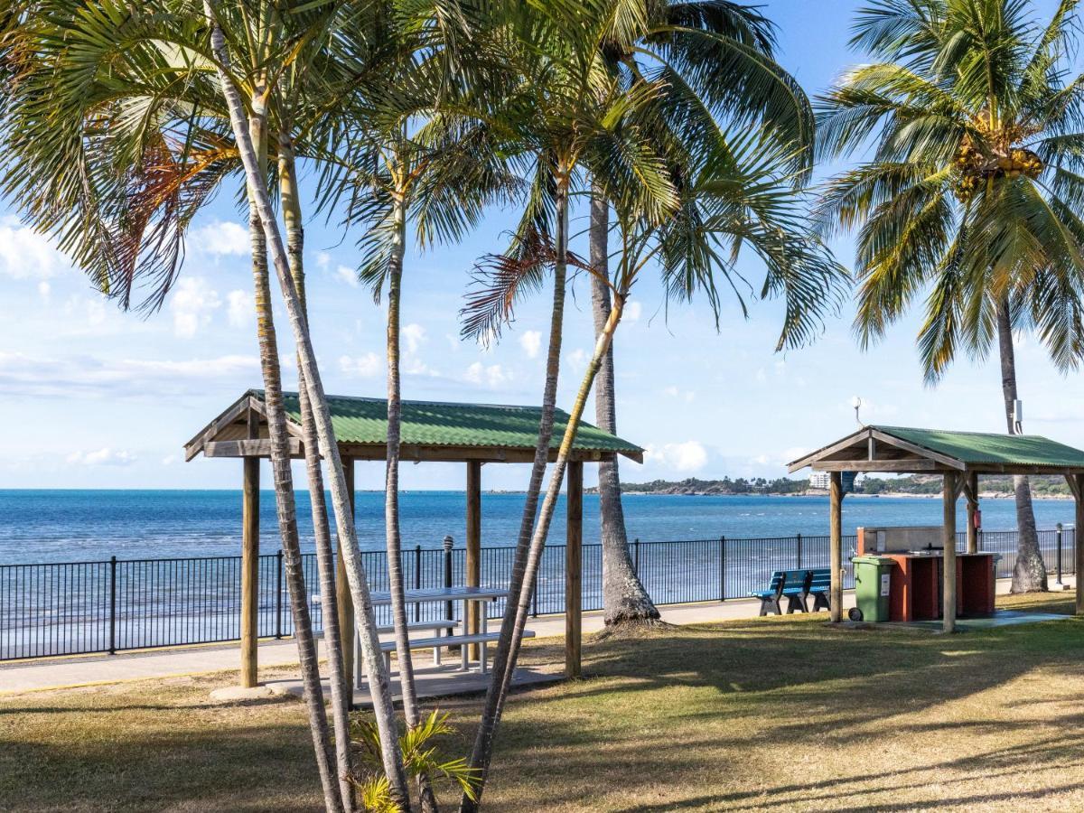 Nrma Bowen Beachfront Holiday Park Esterno foto