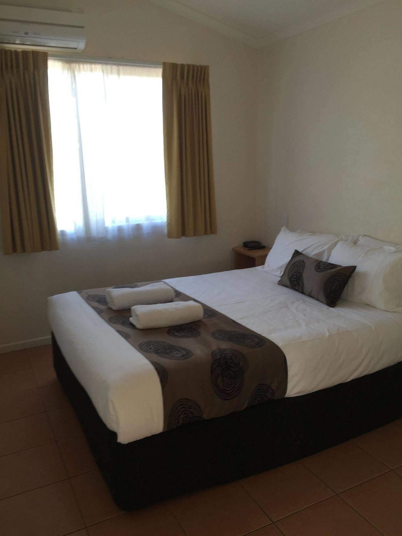 Nrma Bowen Beachfront Holiday Park Esterno foto